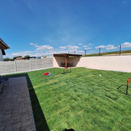 Apartmany Virbo Врбов Екстериор снимка