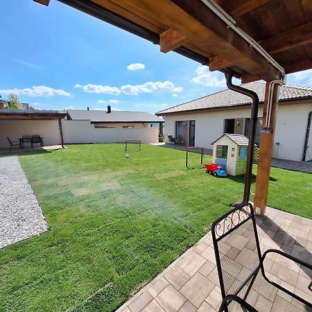Apartmany Virbo Врбов Екстериор снимка